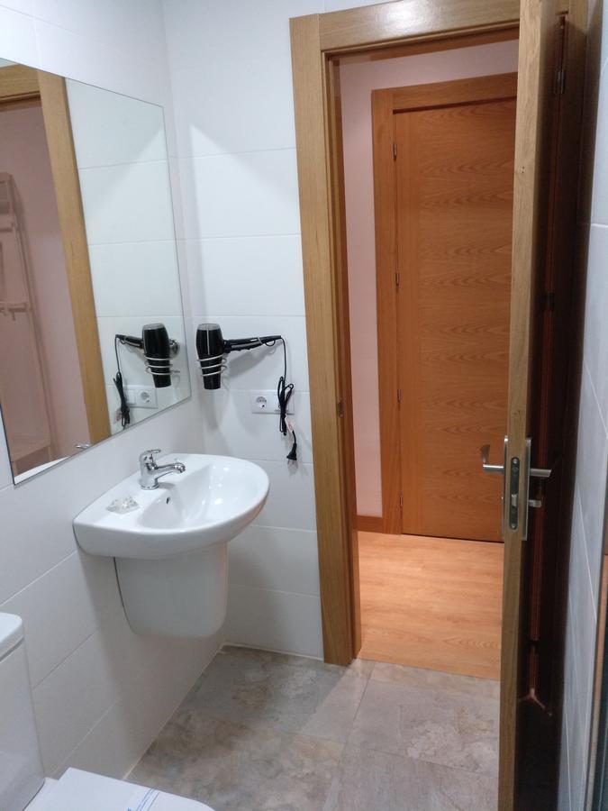 Hostal Rioja Condestable ログローニョ エクステリア 写真